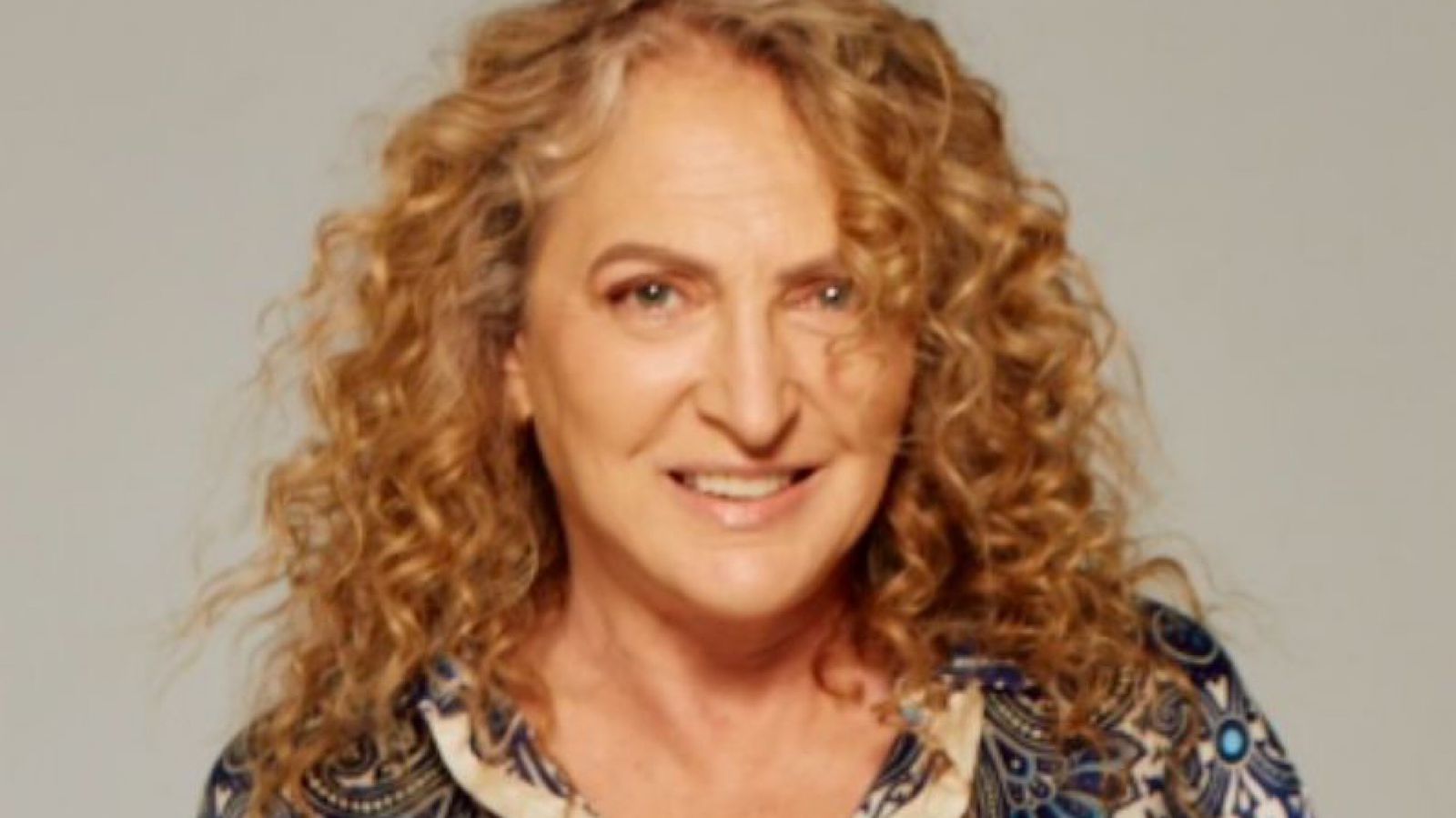 ‘Fazer teatro é uma prova de resistência’, afirma Débora Olivieri