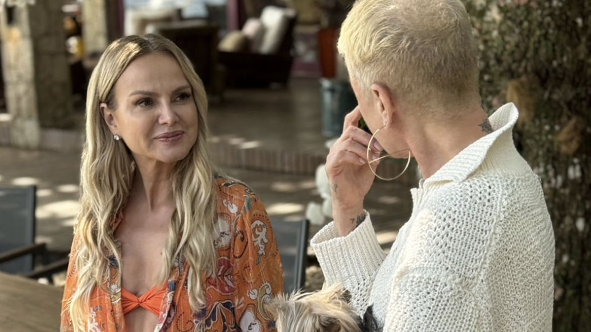 Eliana recebe Xuxa em seu novo programa no GNT. Veja as fotos