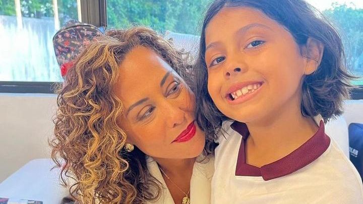 Evelyn Castro assume sentimento de culpa ao falar de maternidade: ‘Patriarcado colocou em nós’