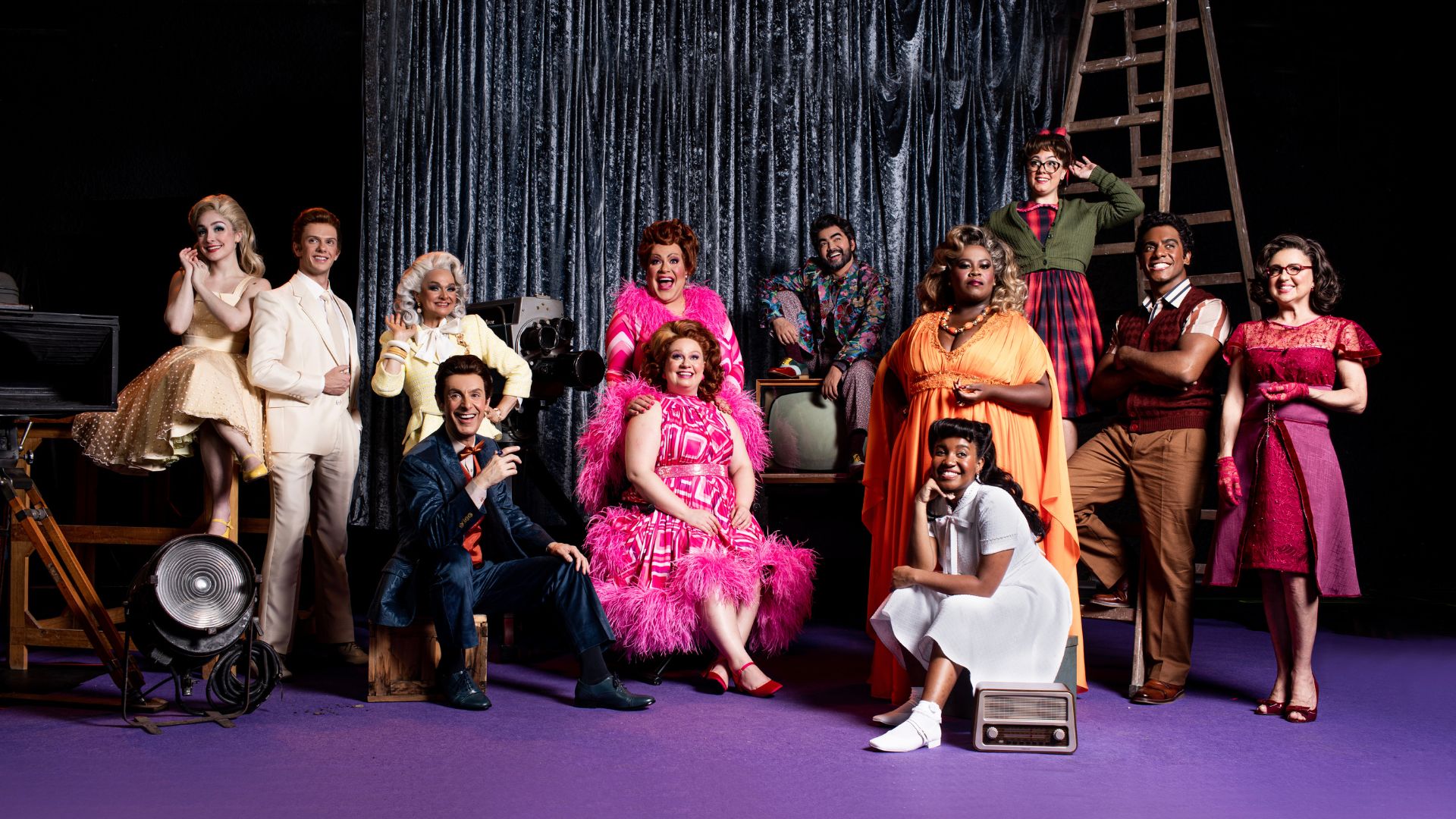 Rodrigo Garcia e Thales César entregam bastidores de Hairspray: ‘Fazia mímica”