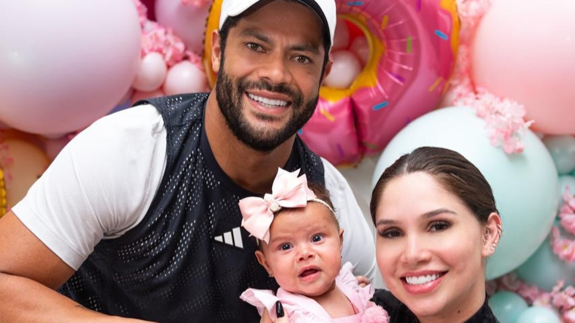 Filha de Hulk Paraíba esbanja fofura em cliques de mesversário: ‘Princesinha’