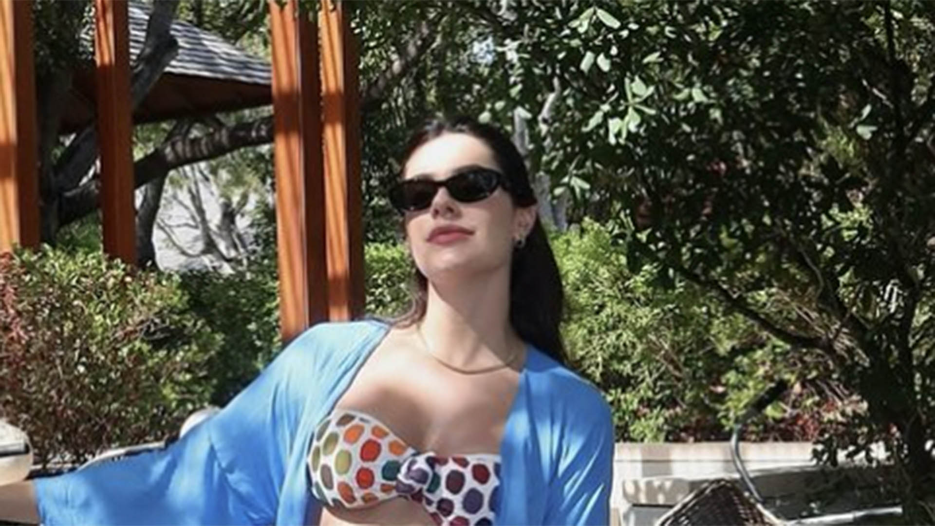Namorada de Luan Santana, Jade Magalhães exibe o barrigão de grávida