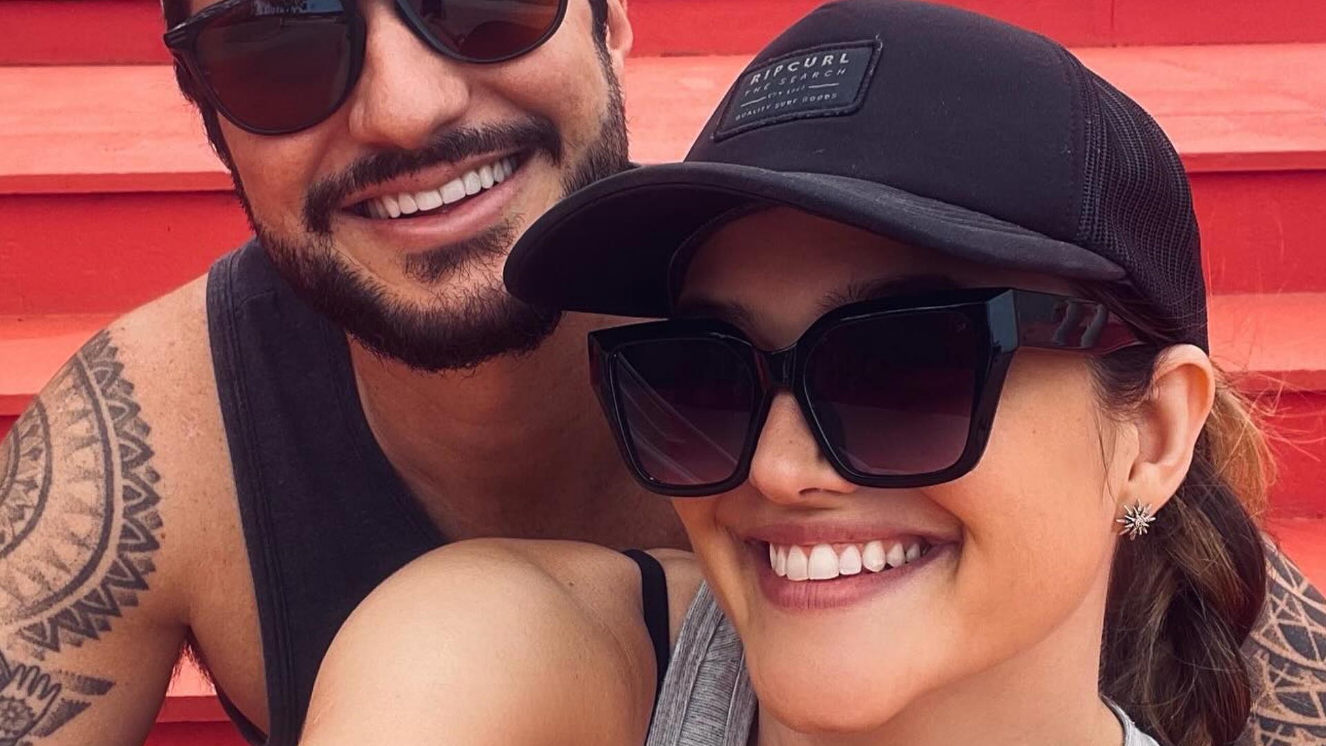 Juliana Paiva divide clique raro com o namorado e se declara: ‘Meu amor’