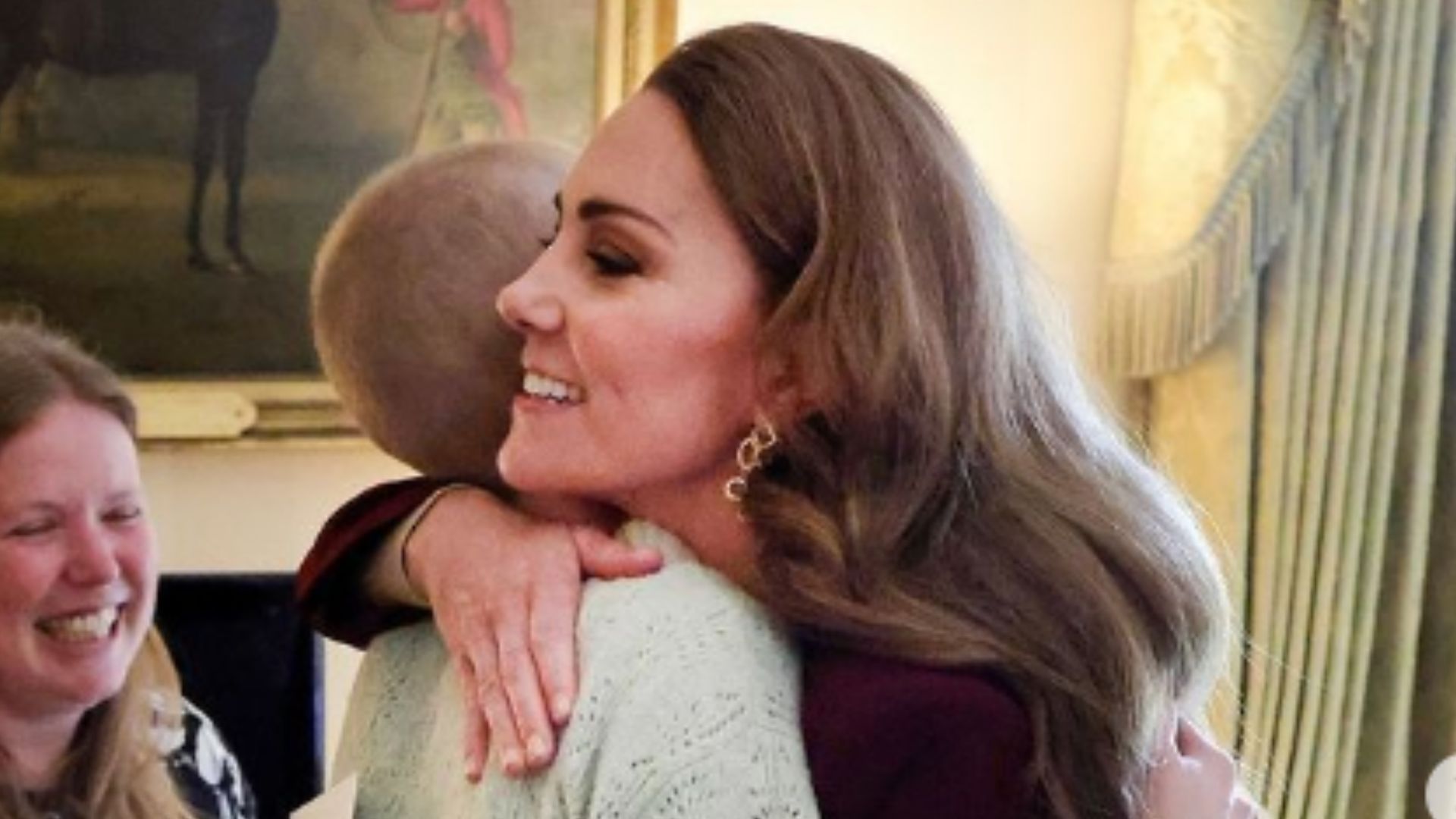 Kate Middleton exibe primeira foto após encerrar o tratamento de quimioterapia