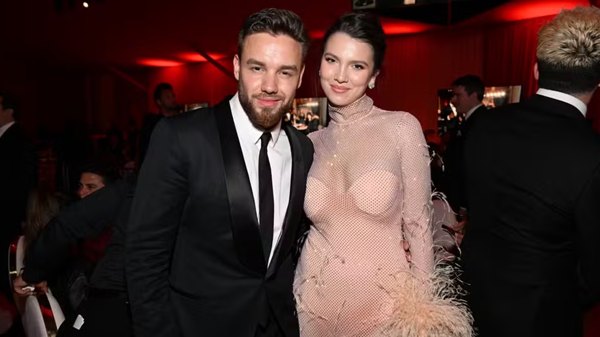 Ex-noiva de Liam Payne toma atitude em rede social após morte do cantor