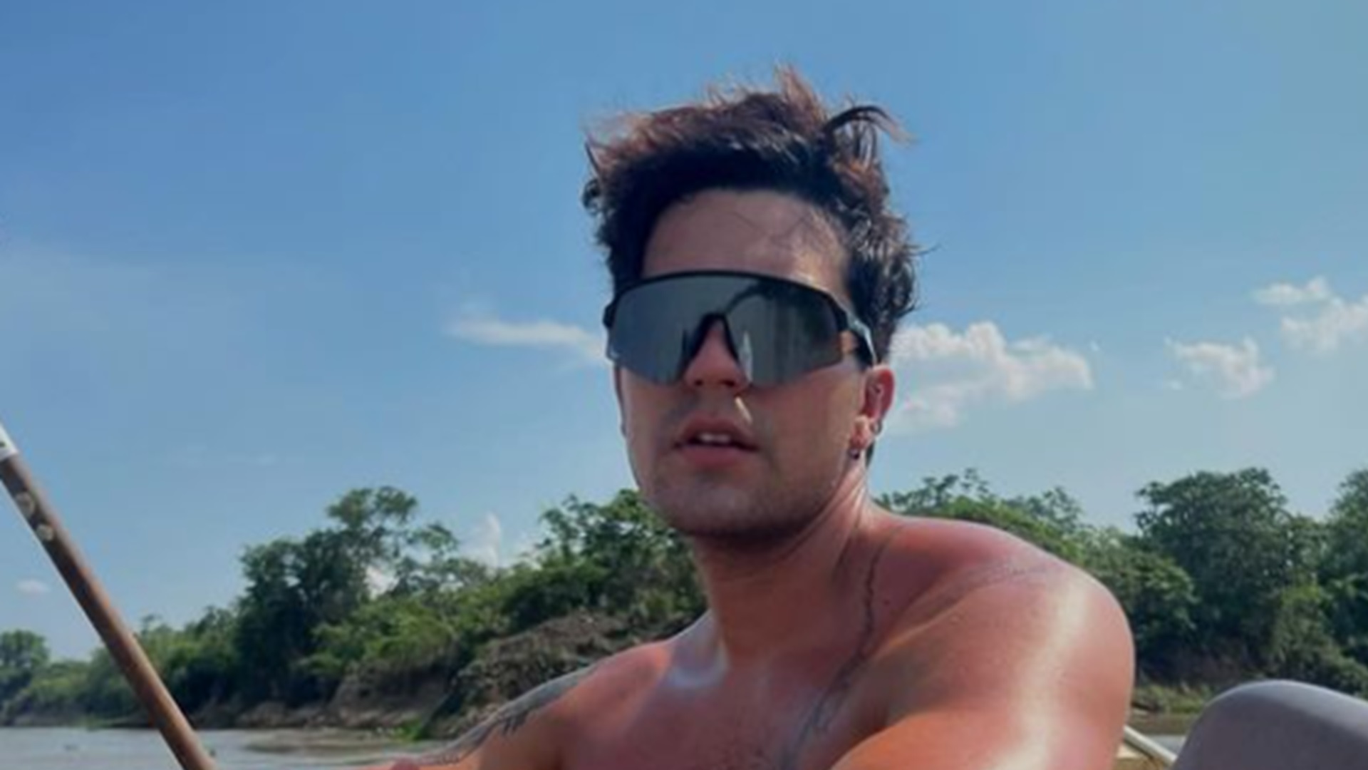 Luan Santana compartilha álbum de fotos de viagem: ‘Um peixão desses’