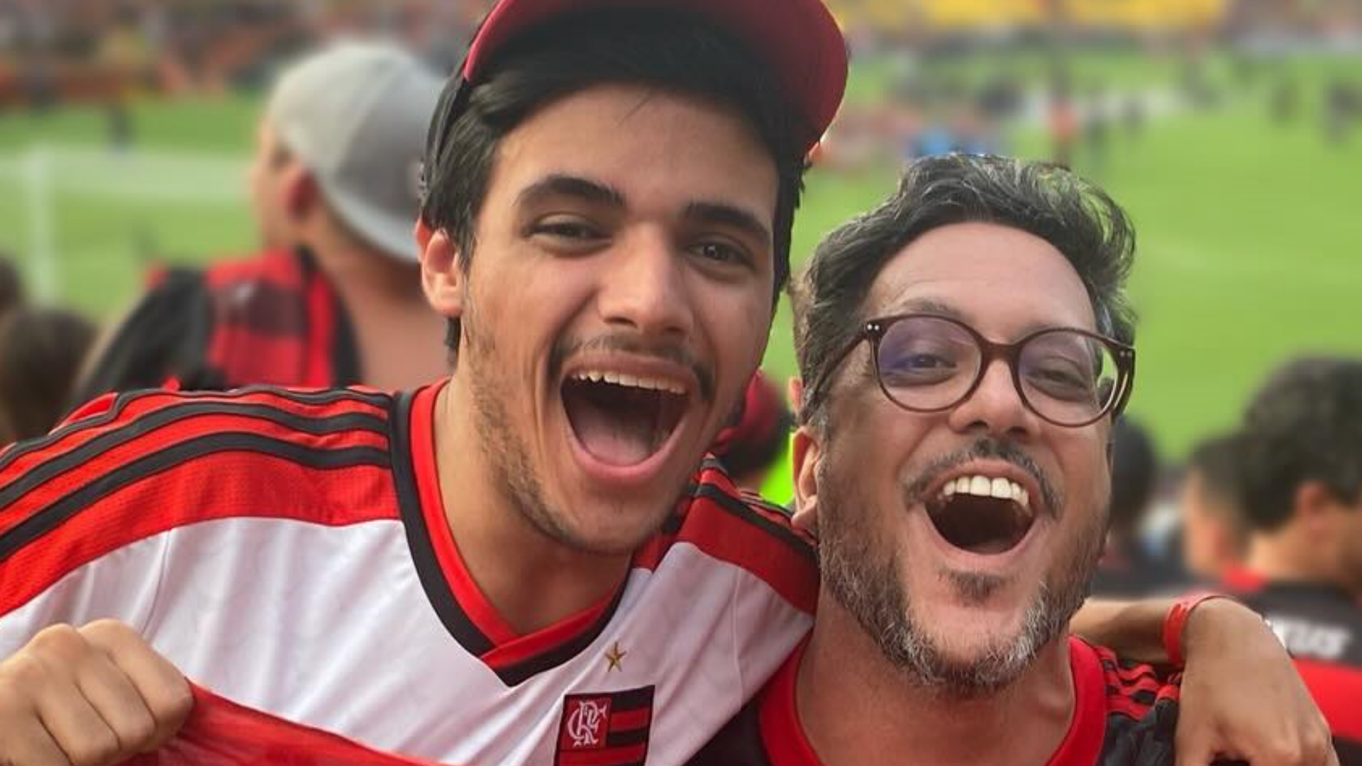 Filho de Lucio Mauro Filho completa 21 anos e ganha bela homenagem do pai
