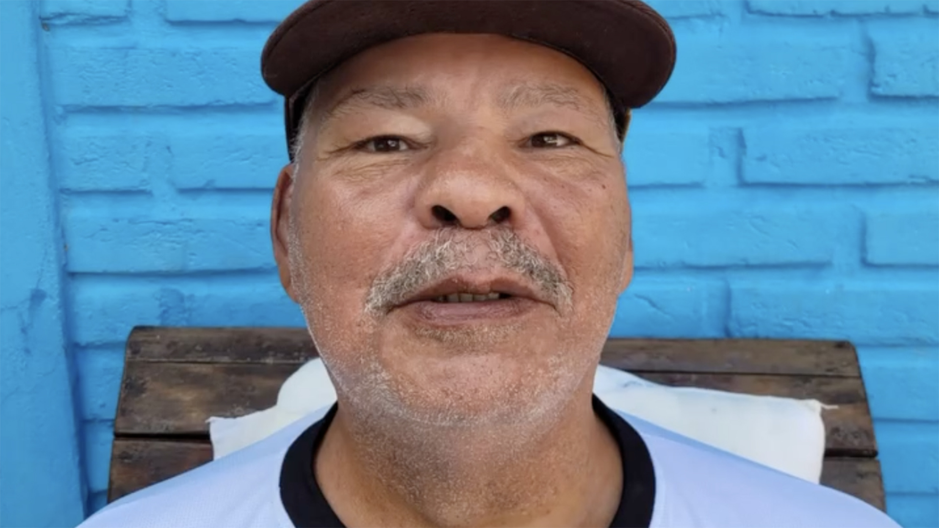 Morre Maguila, ícone do boxe brasileiro, aos 66 anos