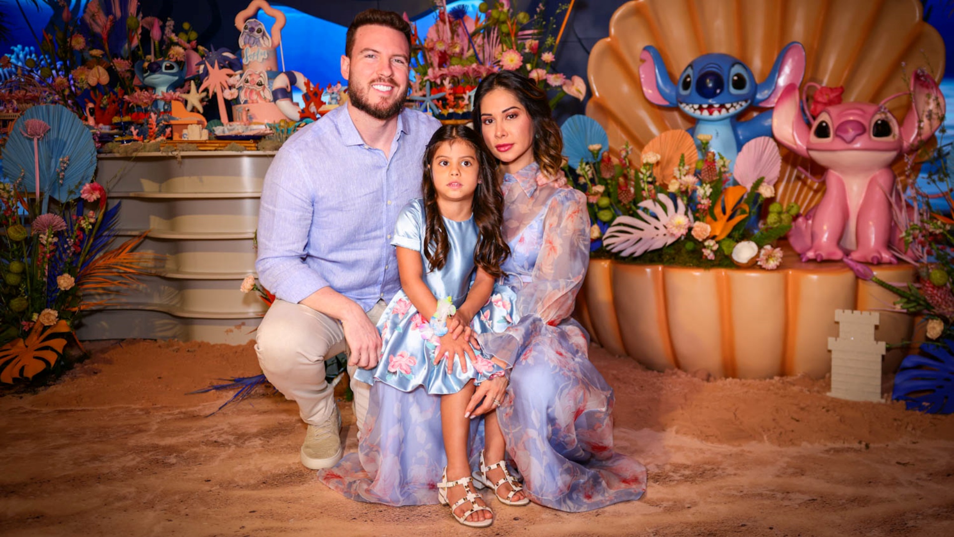 Maíra Cardi comemora o aniversário da filha com festa luxuosa