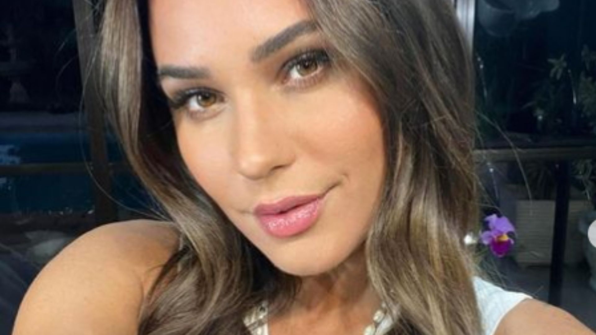 Ex-BBB Marien sofre acidente de carro: ‘Deu perda total’