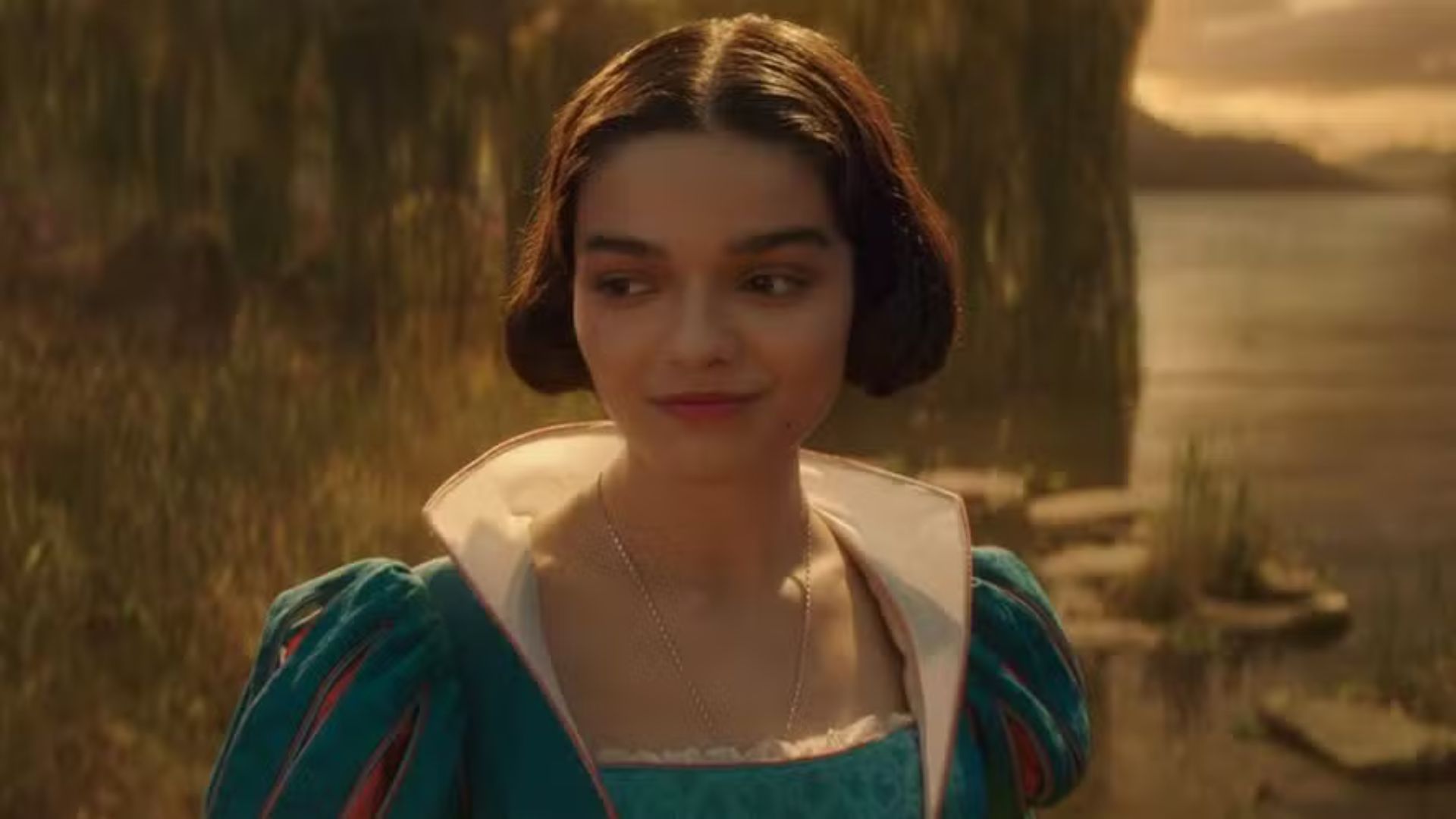 Atriz de ‘Branca de Neve’ comenta sobre críticas: ‘Triste’