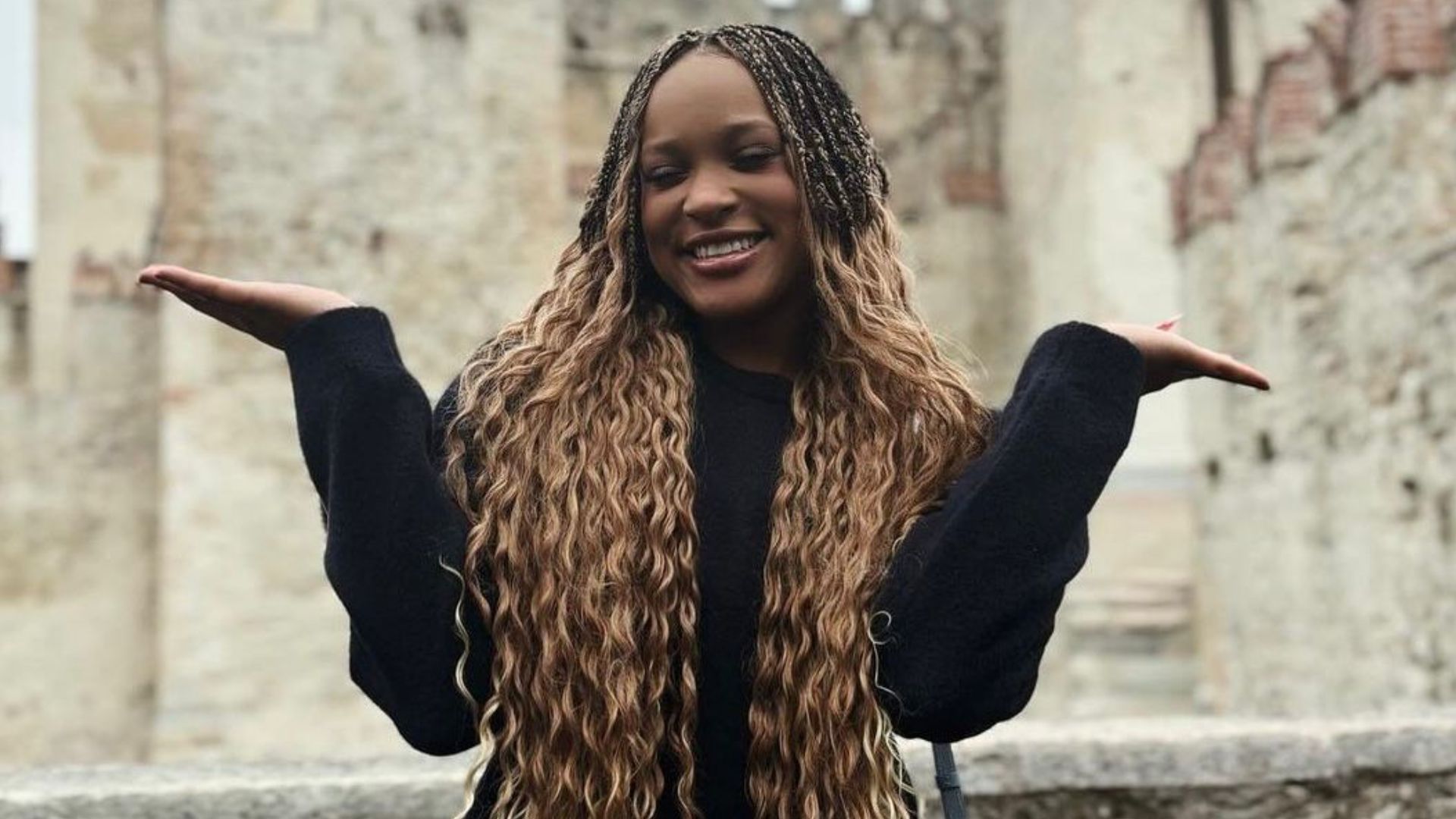 Rebeca Andrade abre álbum de fotos na Itália e brinca: “Sou uma princesa”