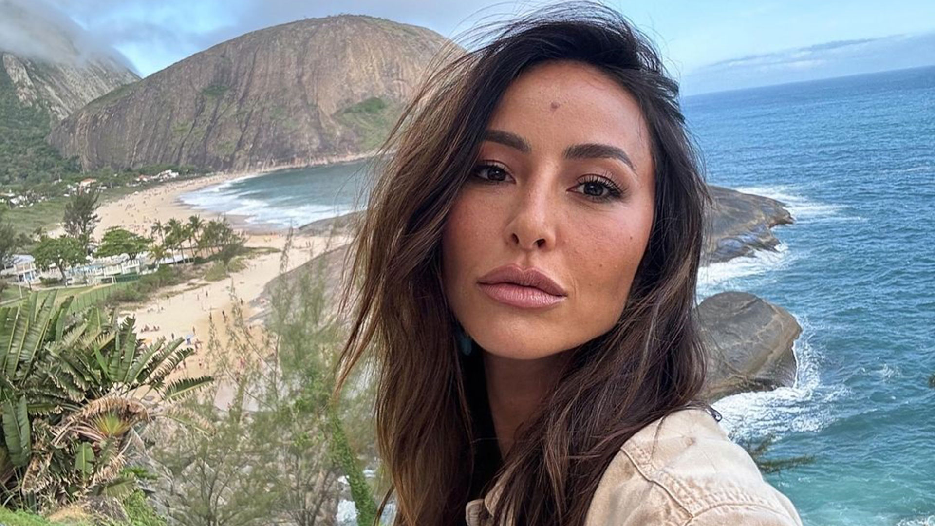 Sobrinha ‘prevê’ sexo do filho de Sabrina Sato e Nicolas Prattes