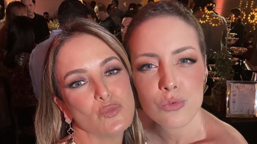 Ticiane Pinheiro posta story ao lado de Fabiana Justus em sua festa de aniversário