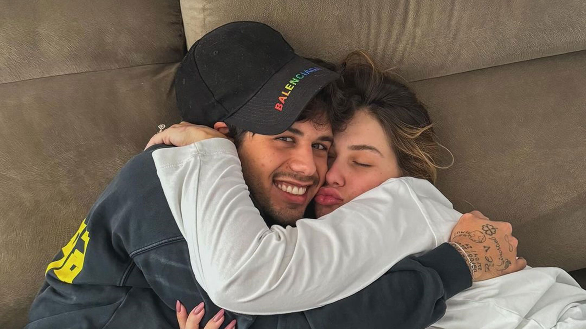 Virginia Fonseca e Zé Felipe fazem a alegria de crianças em boa ação