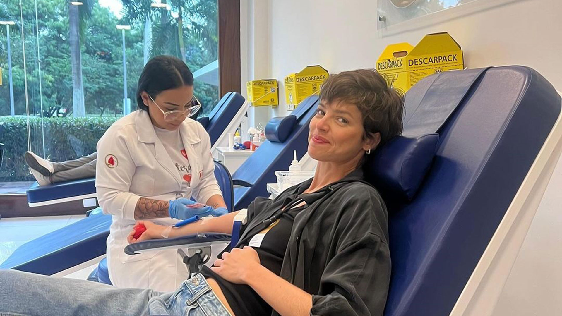 Agatha Moreira incentiva as pessoas a doarem sangue: ‘Tomar coragem’
