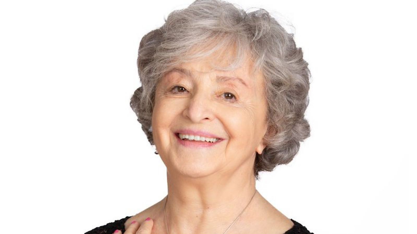 Ana Lúcia Torre revela que pretende diminuir ritmo de trabalho: ‘Corpo já não está tão resistente’