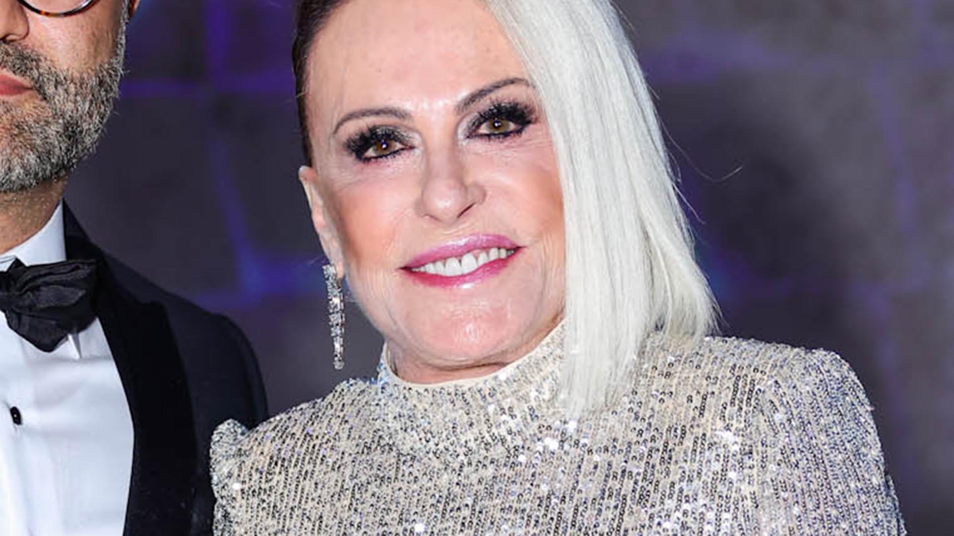 Ana Maria Braga faz rara aparição com o namorado em noite de gala