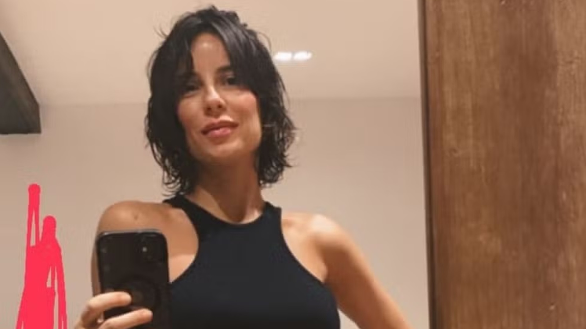 Andréia Horta impressiona ao mostrar barrigão na reta final da gravidez