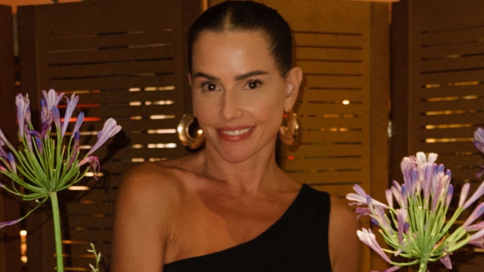 Aniversário de Deborah Secco: atriz revela fotos de sua festa de 45 anos