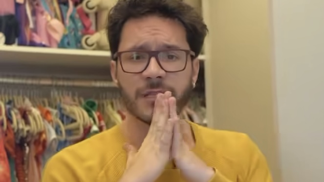 Esperando Ravi, Eliezer brinca sobre a diferença de enxoval entre os filhos