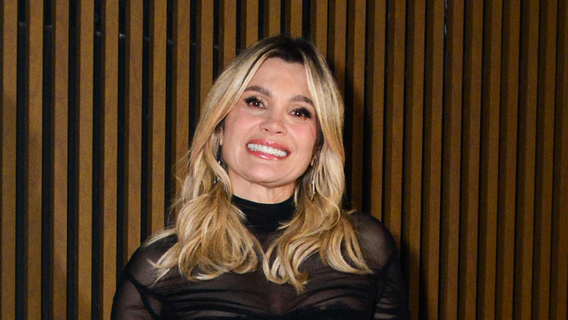 Saiba quais são os segredos de beleza de Flávia Alessandra