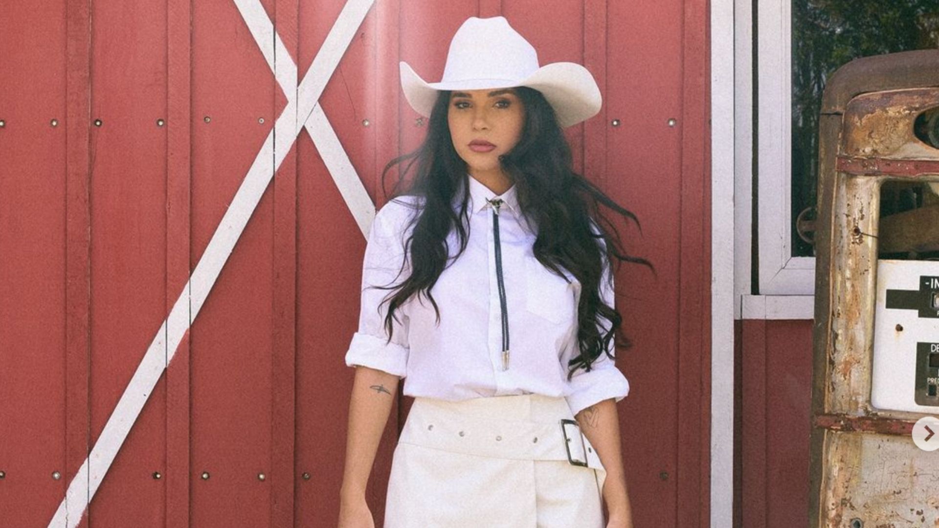 Gizelly Bicalho apresentará programa de TV na Record