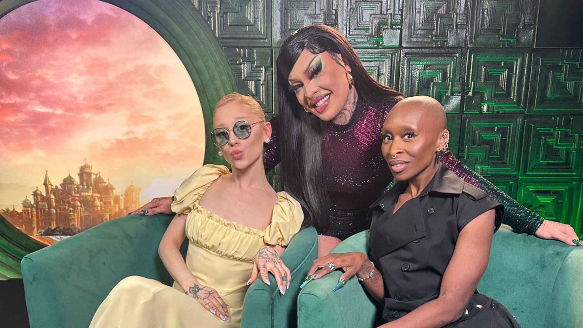 Gloria Groove entrevista protagonistas do filme Wicked