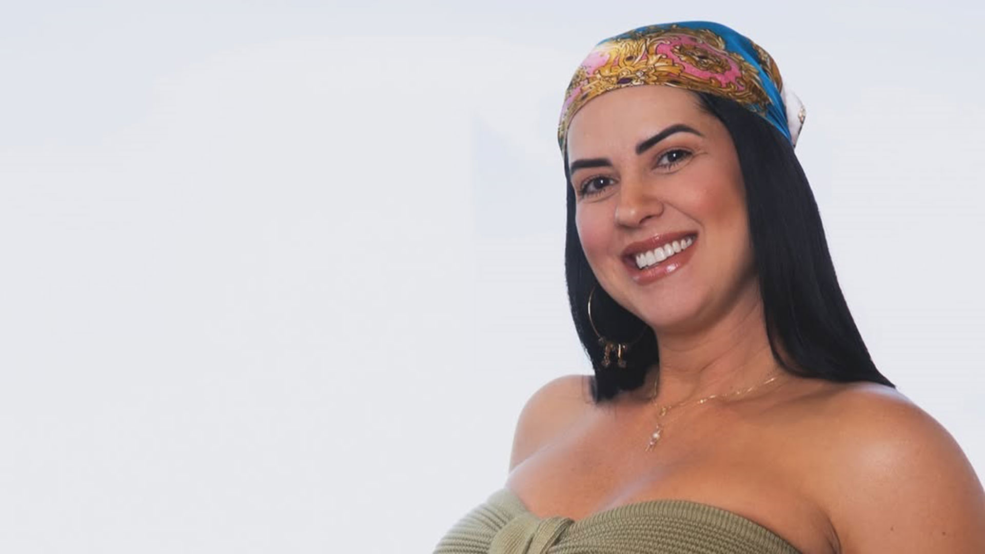 Graciele Lacerda encanta ao mostrar barrigão de grávida