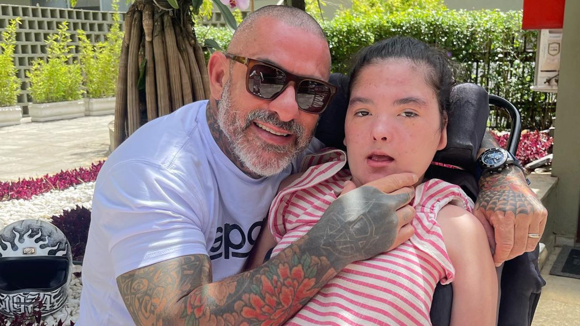 Henrique Fogaça comemora aniversário de 18 anos da filha: ‘Nossa princesinha’