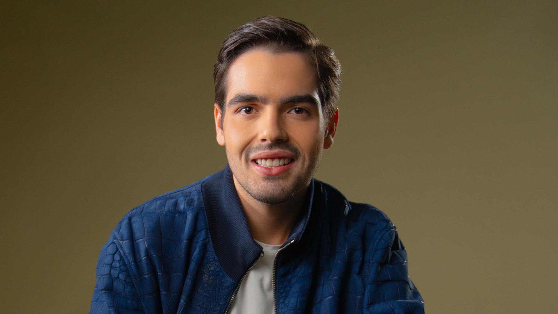 Por que João Silva se relaciona com mulheres mais velhas? Ele explica
