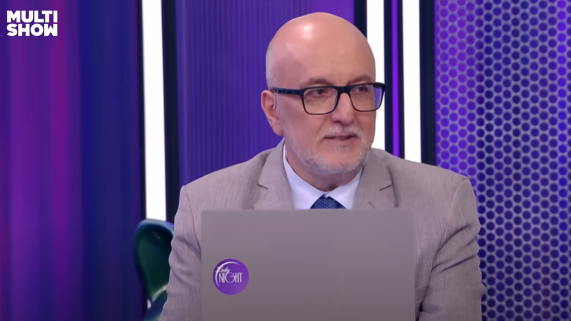 Detector de mentiras do Lady Night: saiba quem é Héctor Bolígrafo