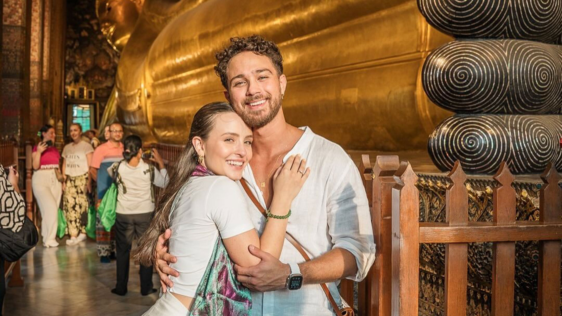 Larissa Manoela é pedida em casamento novamente de maneira especial
