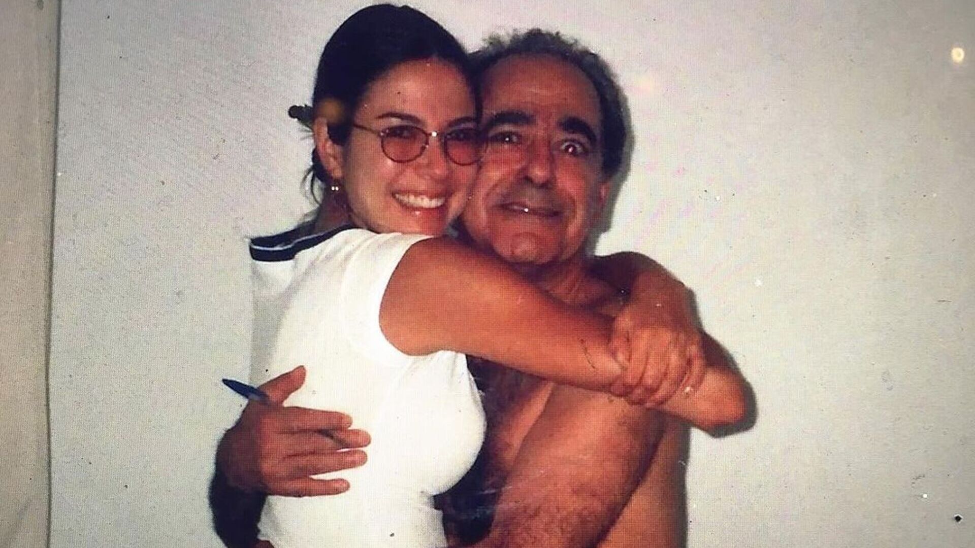 Luciana Gimenez lamenta morte do pai com fotos raras: ‘Que saudades’