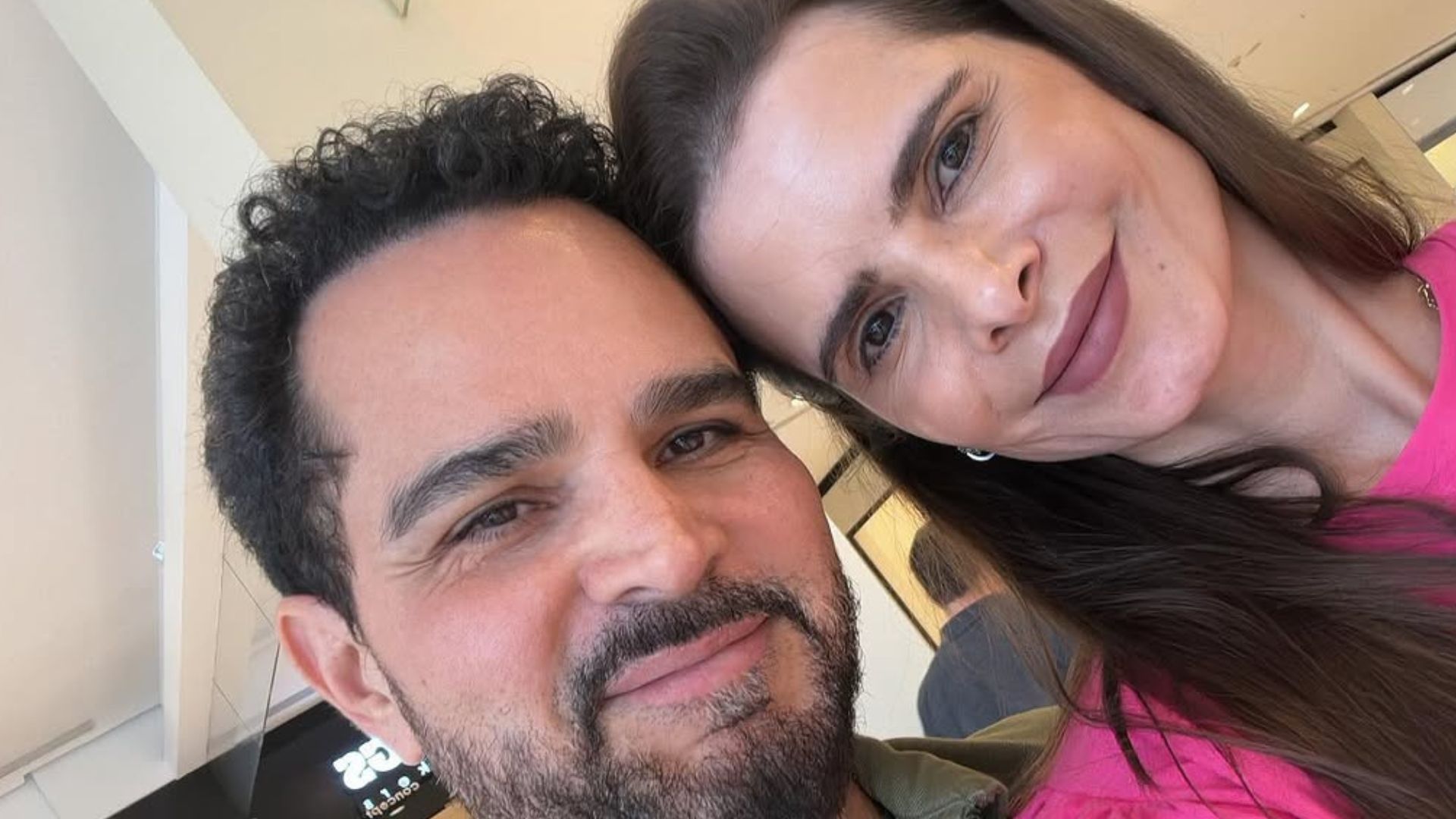 Luciano Camargo abre o coração em declaração para a esposa: ‘Minha amada’