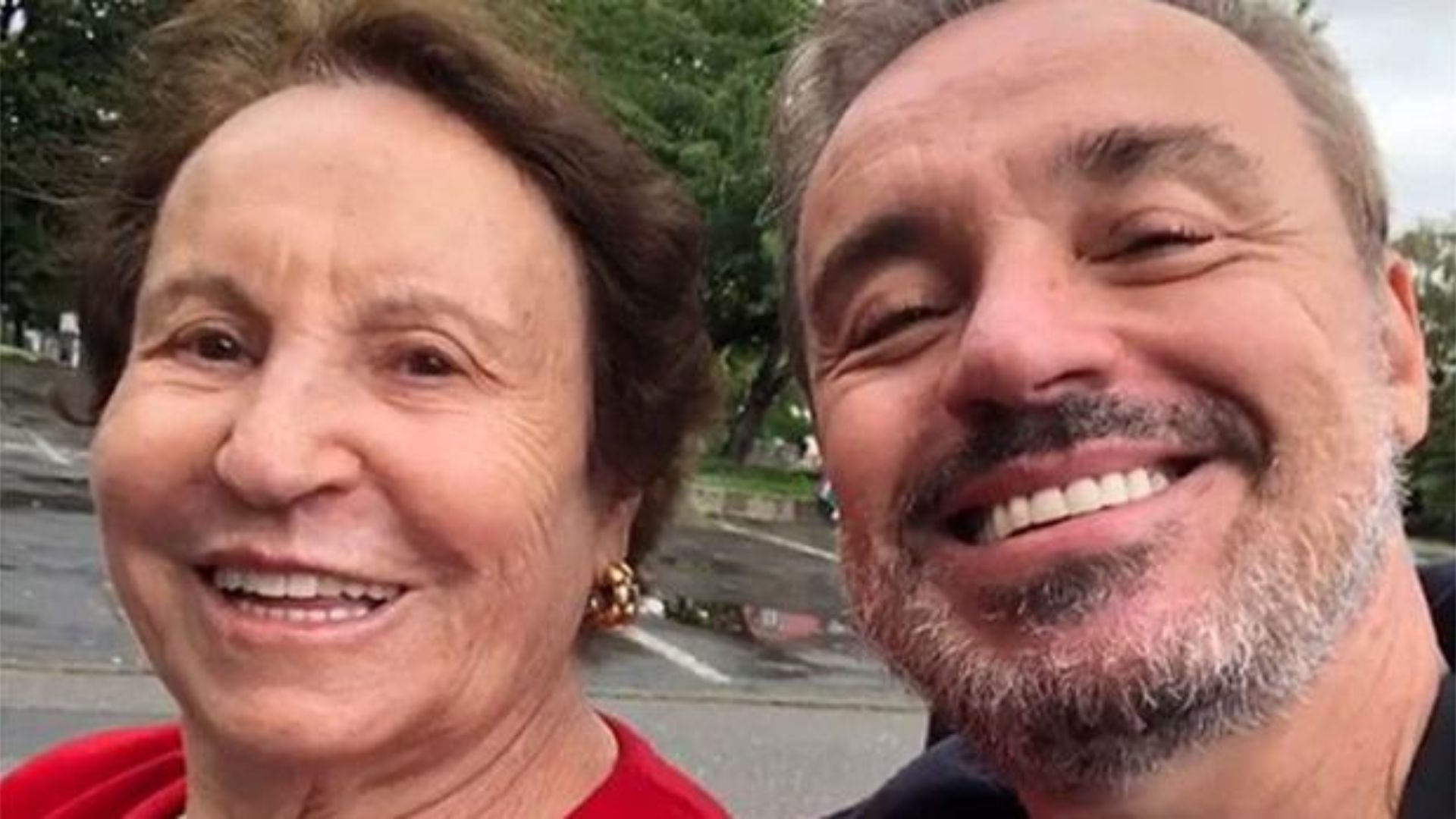 Mãe de Gugu Liberato tem quadro de saúde atualizado após ser hospitalizada