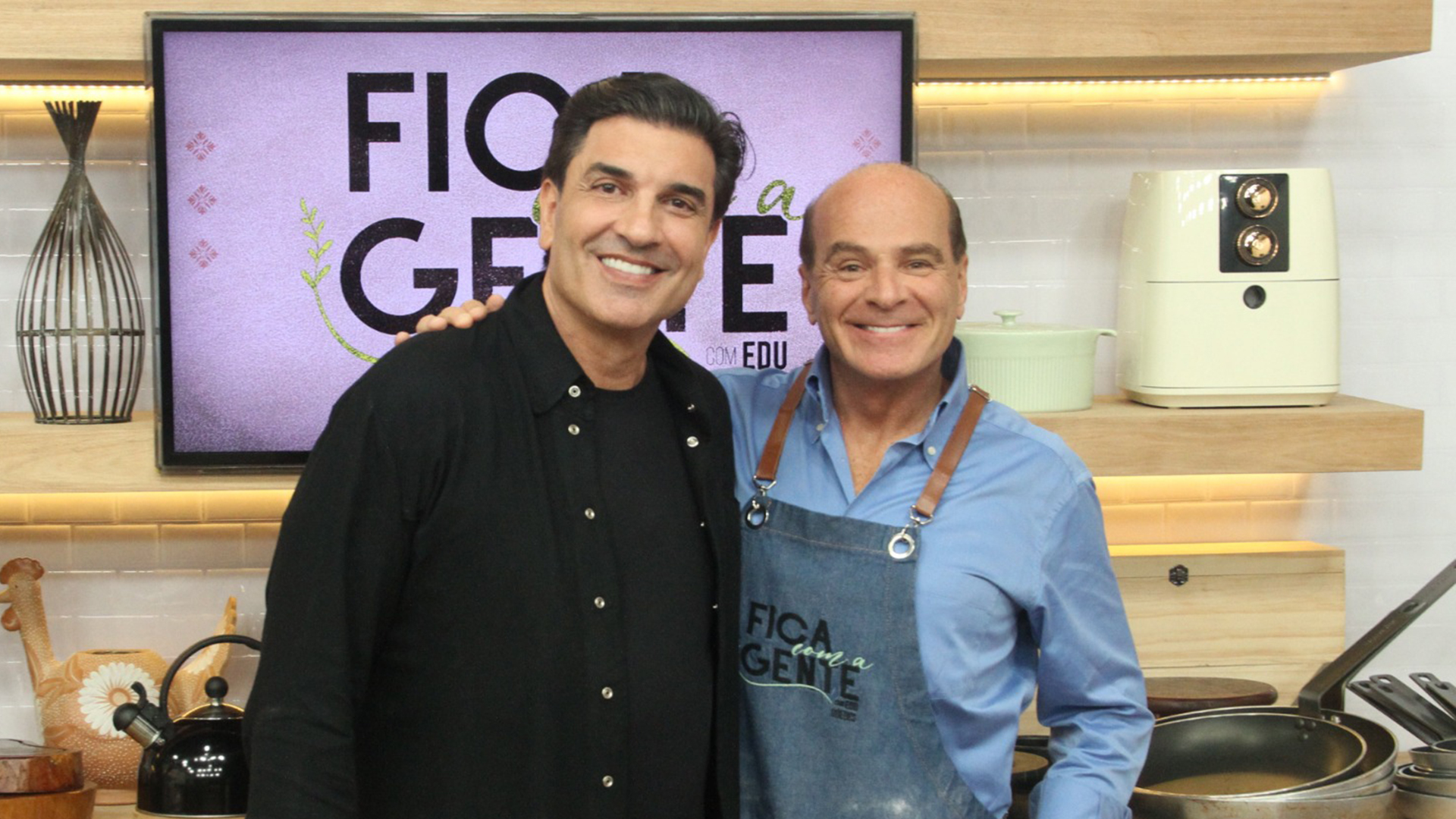 Edu Guedes recebe Marcelo de Carvalho no programa Fica com a Gente