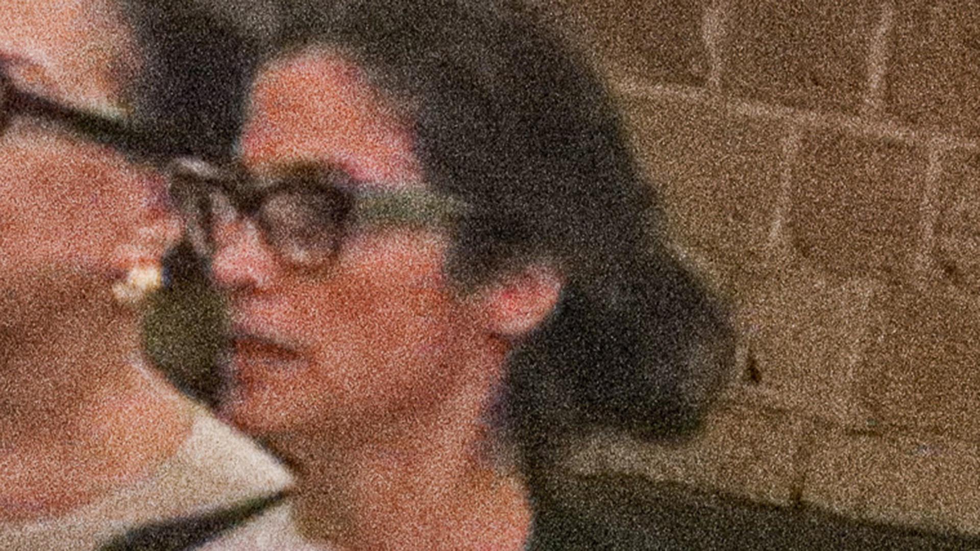 Renata Vasconcellos faz rara aparição com a mãe. Veja a semelhança entre elas
