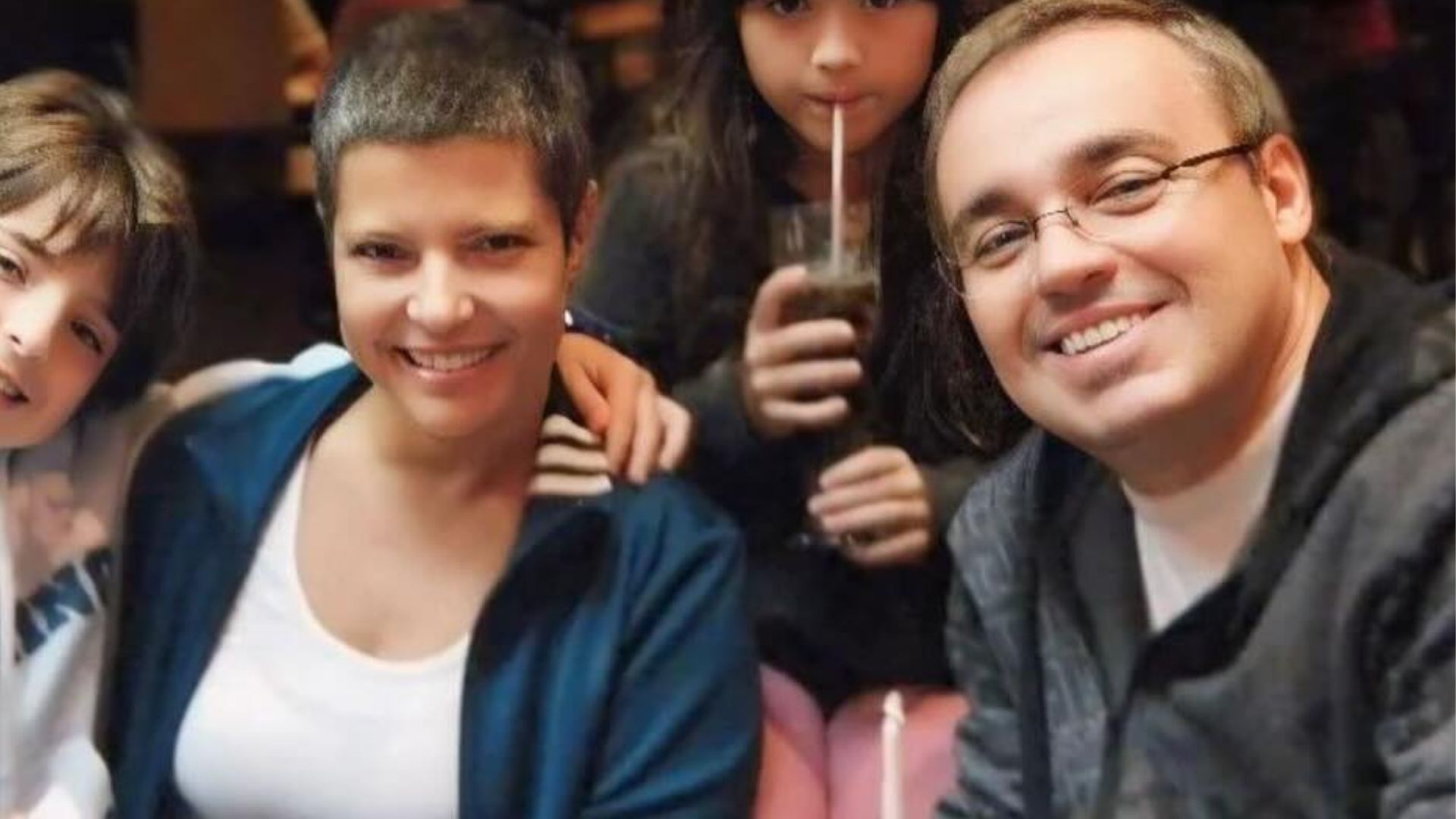 Rose Miriam resgata foto antiga com Gugu e os filhos: ‘Síndrome do ninho vazio’
