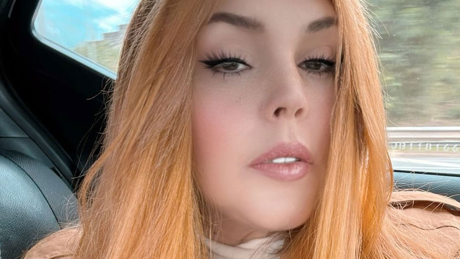 Simony muda o visual e faz importante reflexão sobre fim de ciclos