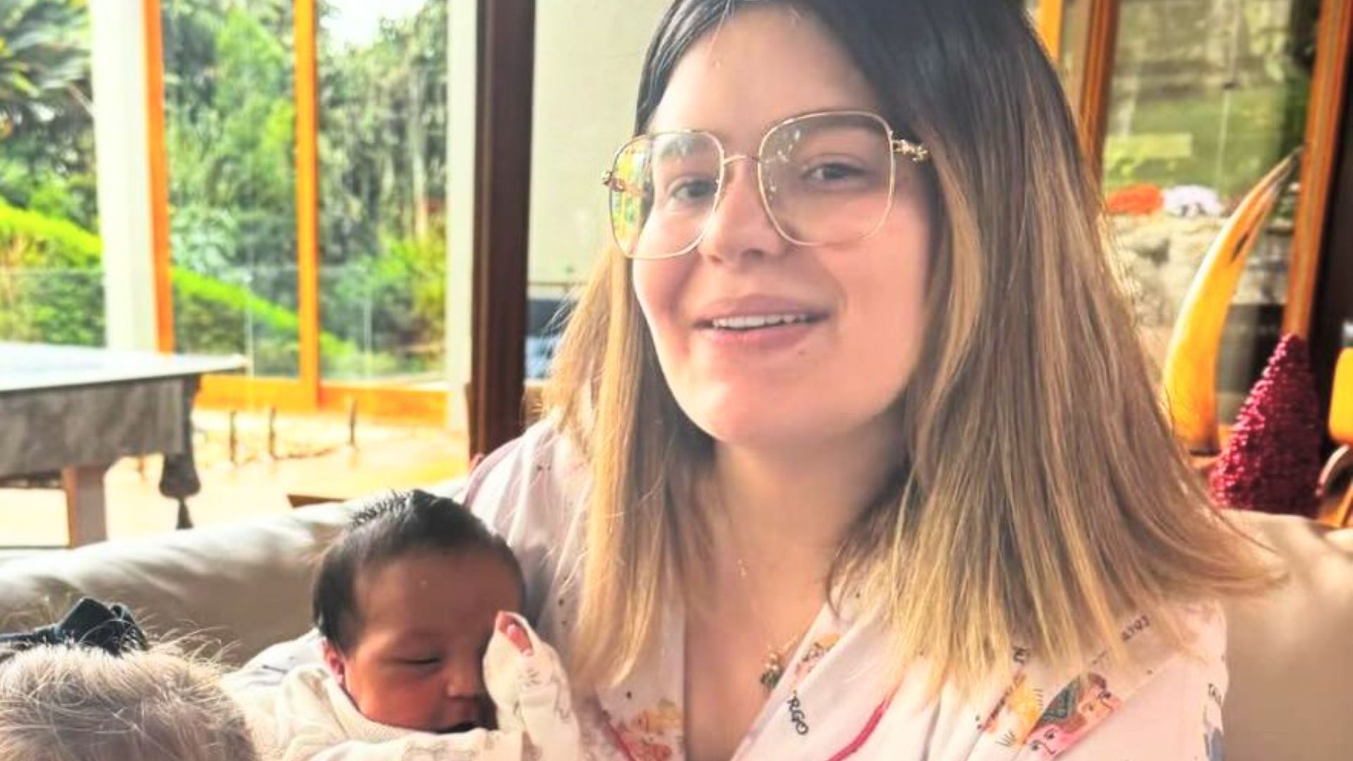Internação do filho de Viih Tube: Pediatra analisa como é a recuperação de recém-nascido
