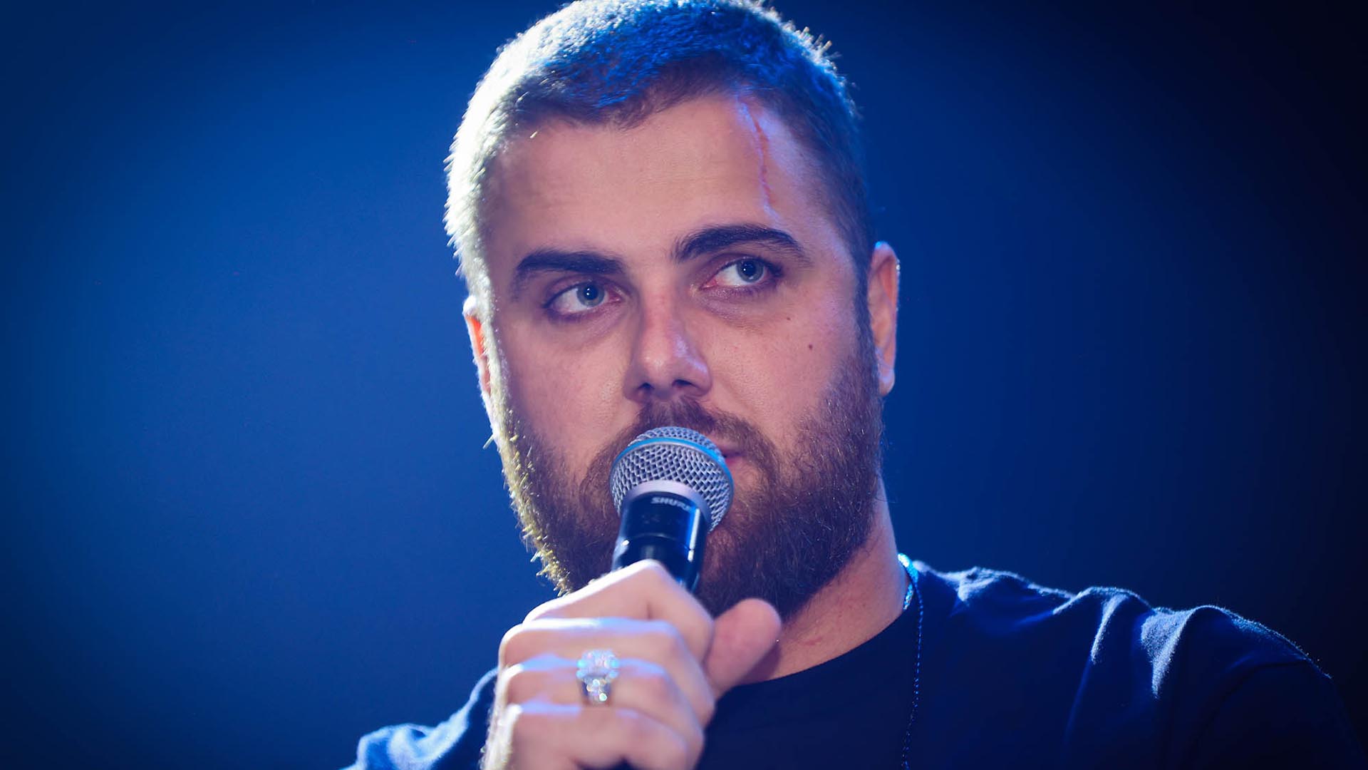 Zé Neto revela que sofreu dano na voz e explica o motivo