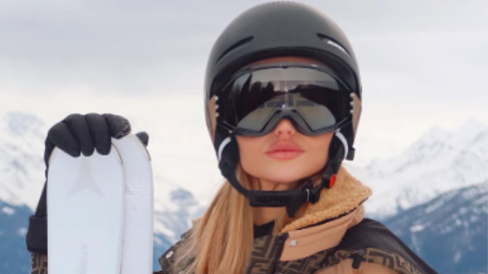 Ana Paula Siebert choca com volume de peças para enfrentar frio intenso