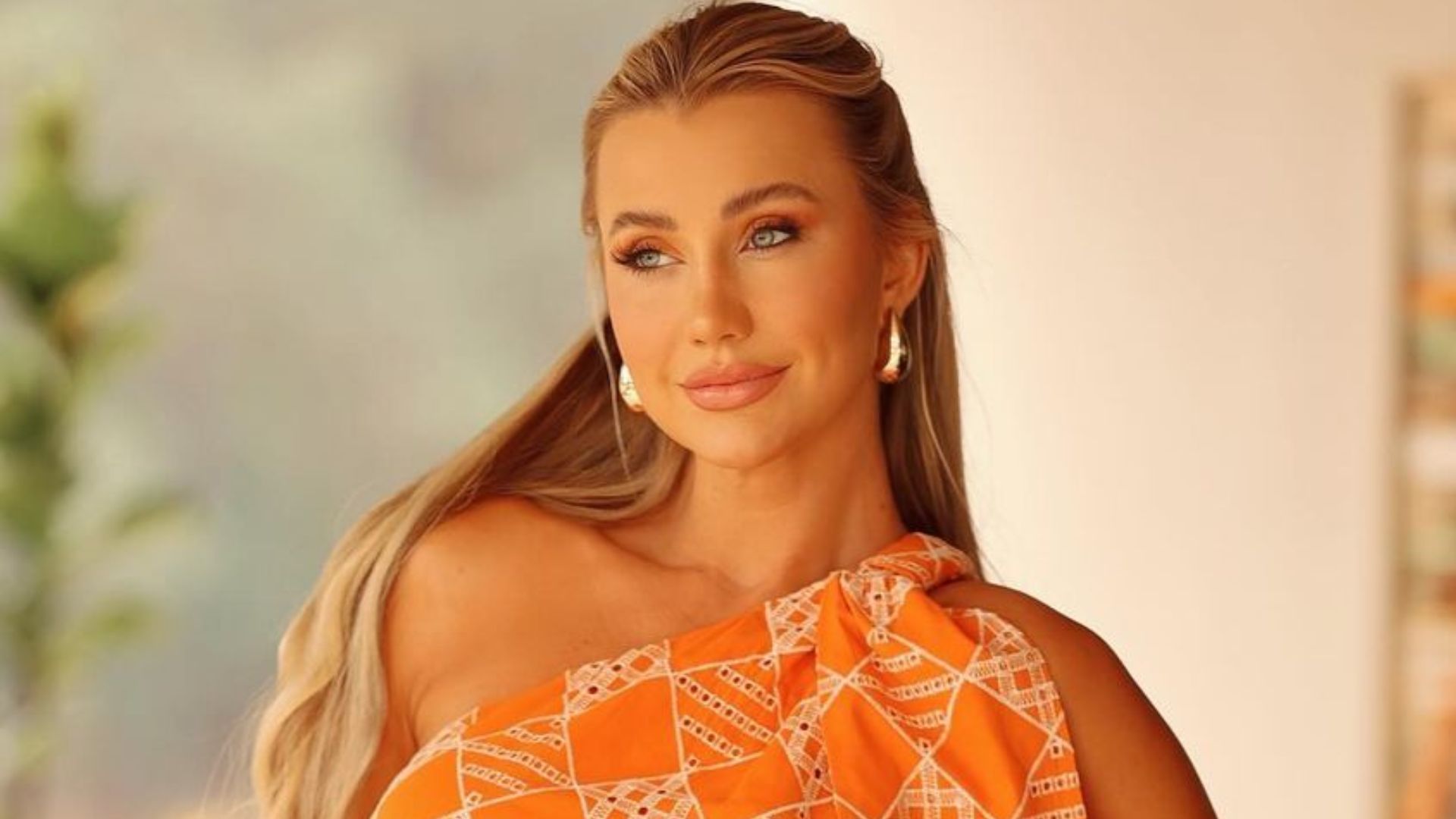 Ana Paula Siebert exibe look de R$ 70 mil para enfrentar inverno Suíço