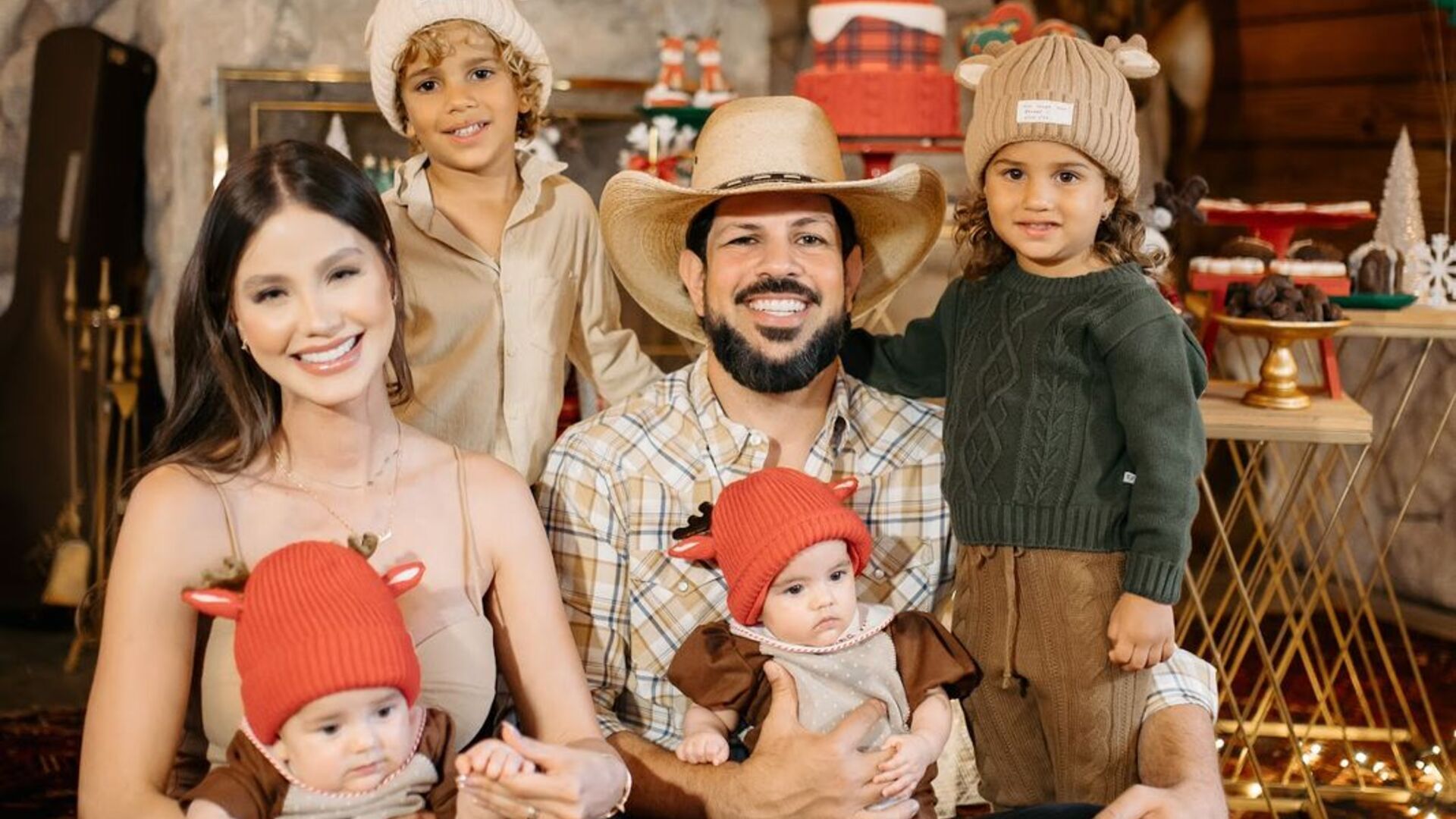 Biah Rodrigues e Sorocaba fazem mesversário temático para os filhos gêmeos
