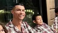 Cristiano Ronaldo impressiona ao mostrar ceia de natal com família