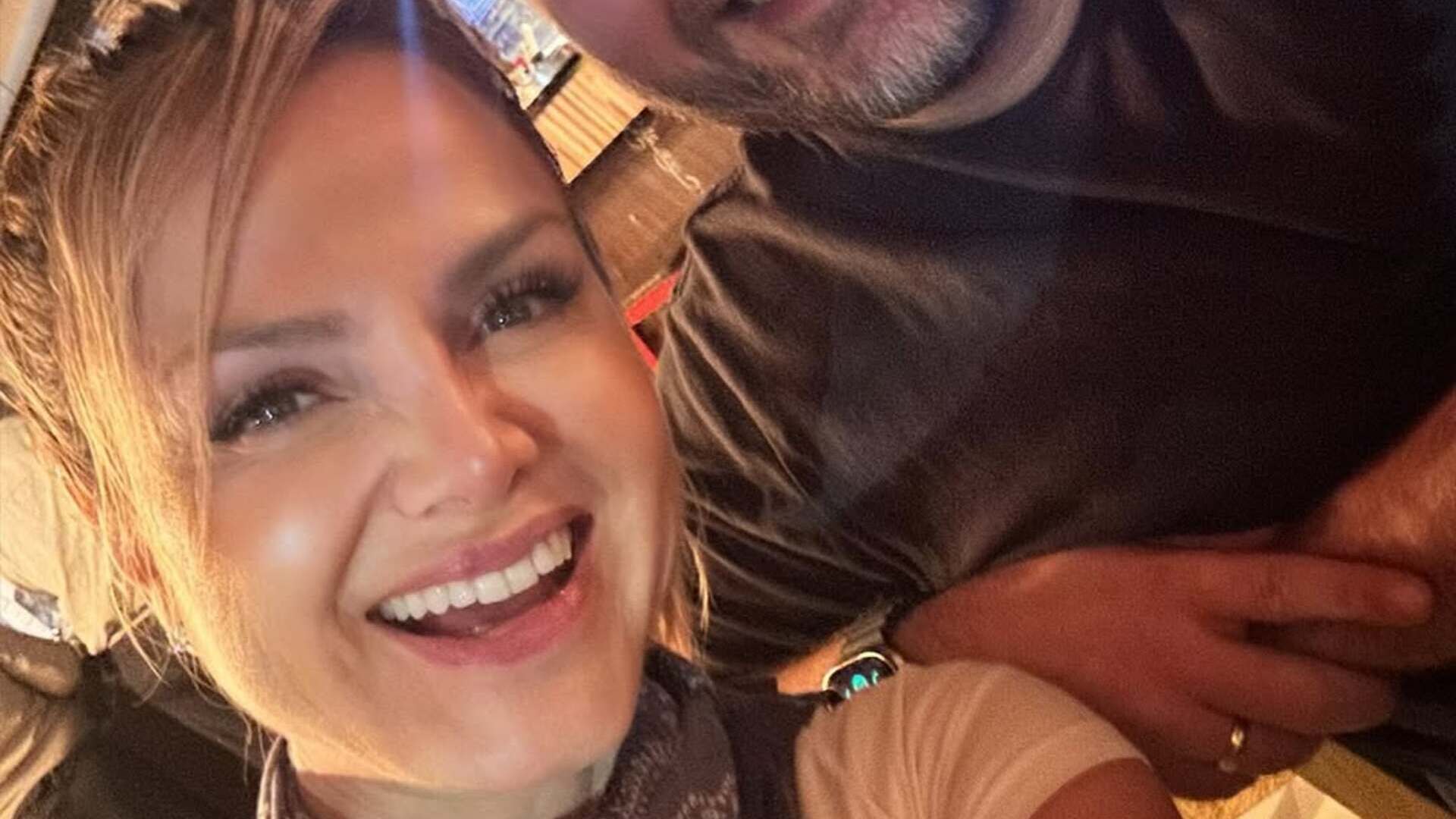 Eliana posta foto rara com o sobrinho e celebra 40 anos dele