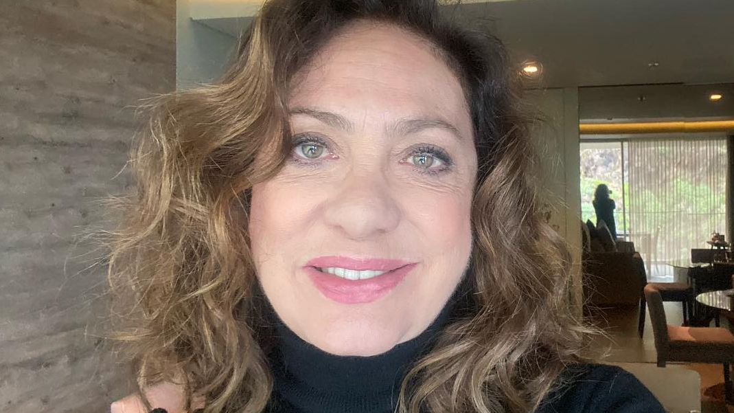 Mania de Você terá gravações alteradas após morte do irmão de Eliane Giardini? Saiba mais
