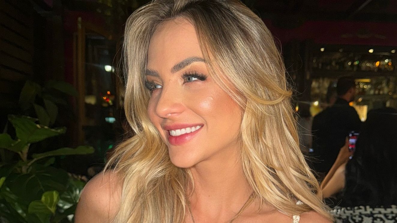 Gabi Martins chega aos 28 honrando a família no melhor ano de sua vida
