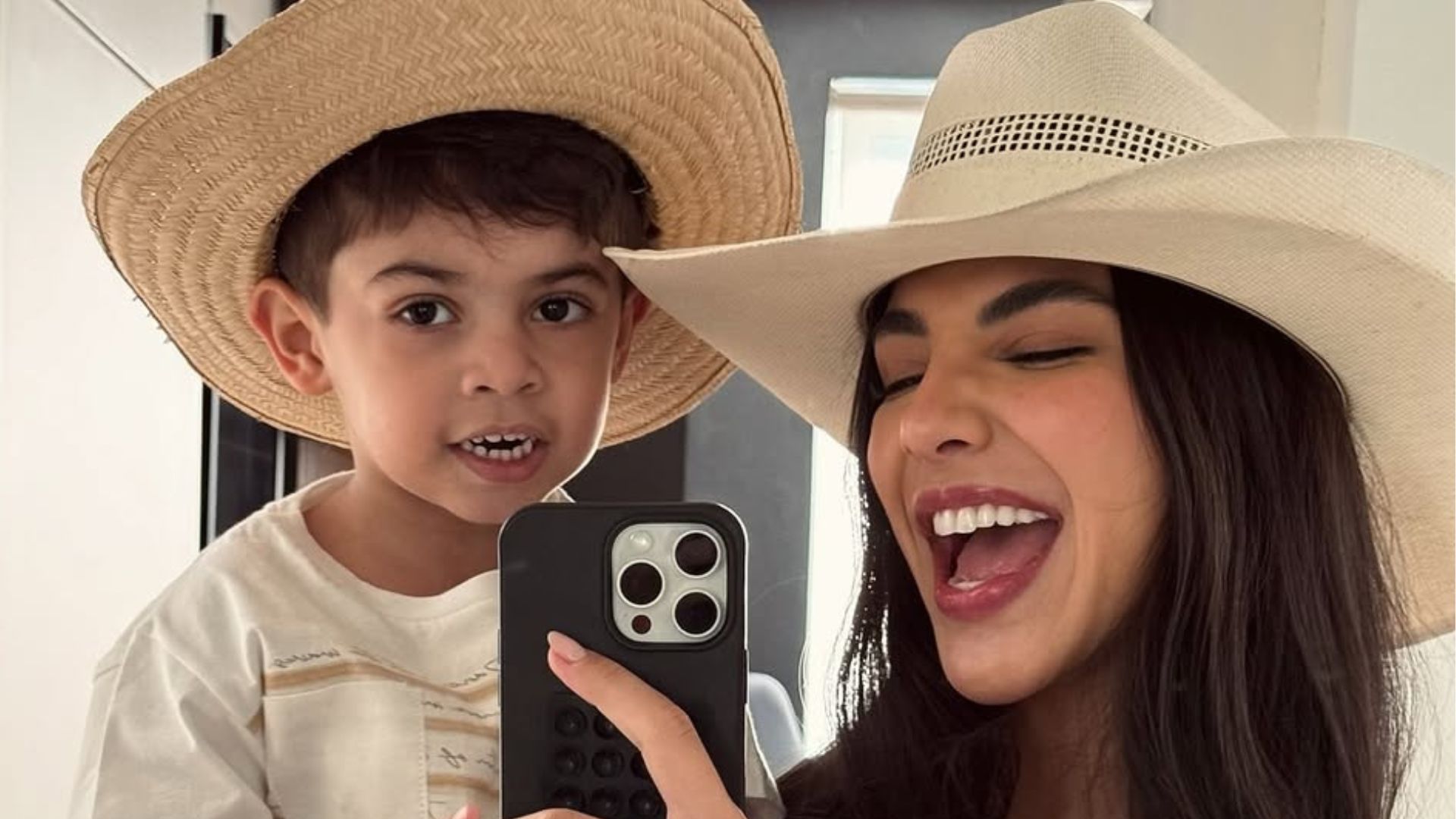 Madrasta do filho de Marília Mendonça manda recado especial para o menino